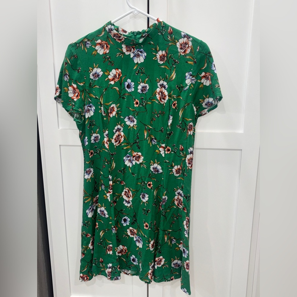 Forever 21 Green Floral Dress